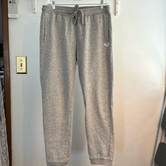 Roxy Grey Sweatpants - Picture 2 of 11